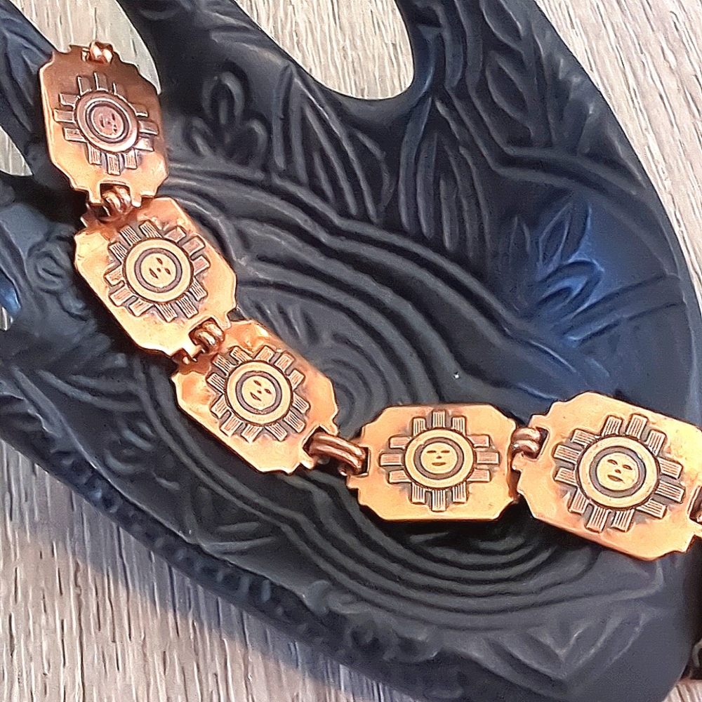 Vintage Sunrise Copper Southwest Sun Face Bracelet